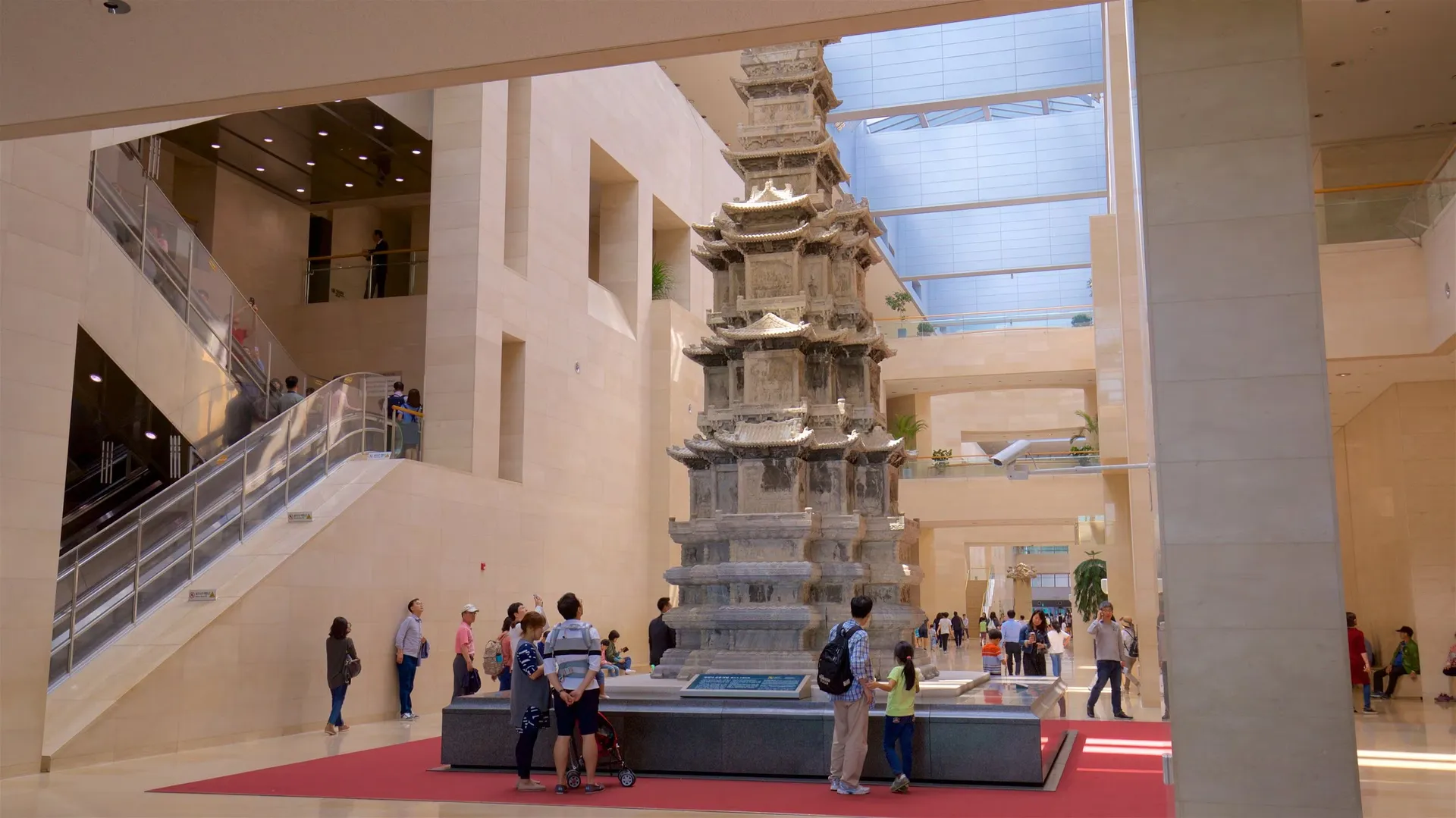 국립중앙박물관 / クンニッ チュンアン パンムルグァン 